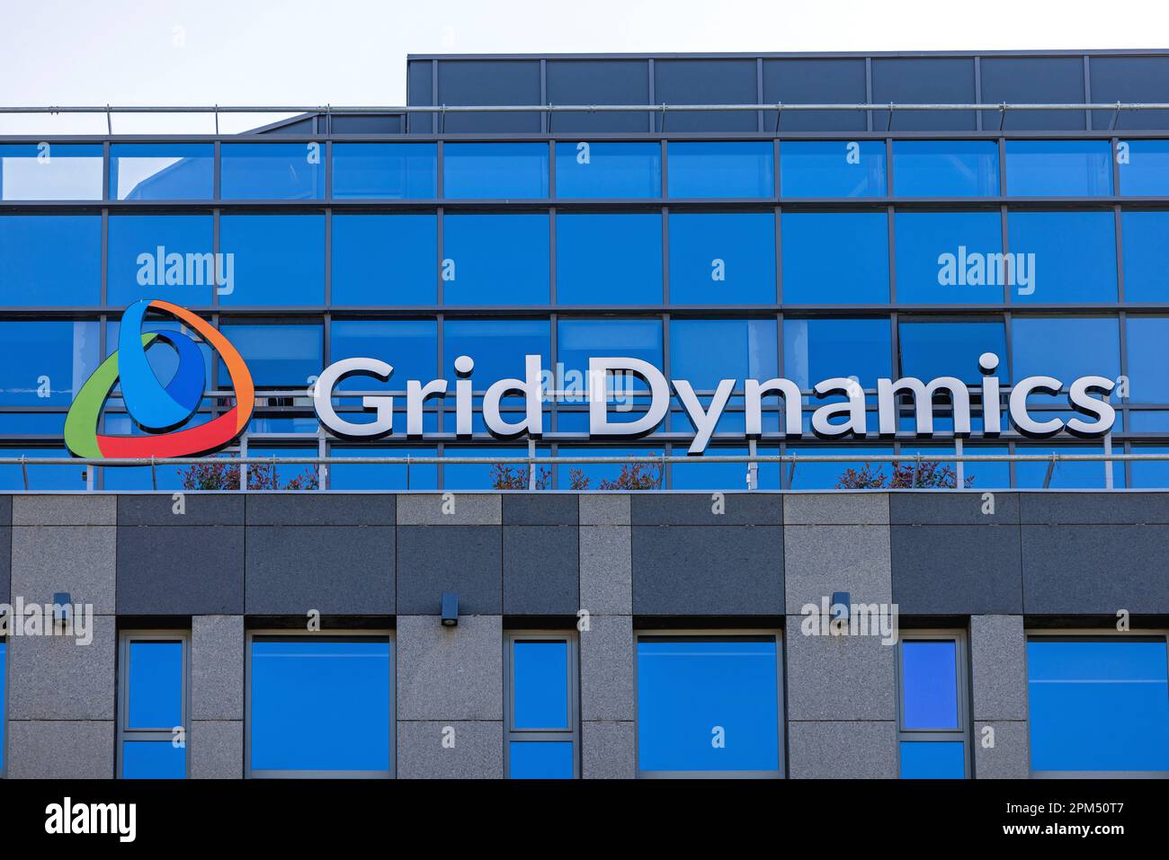 Grid Dynamics